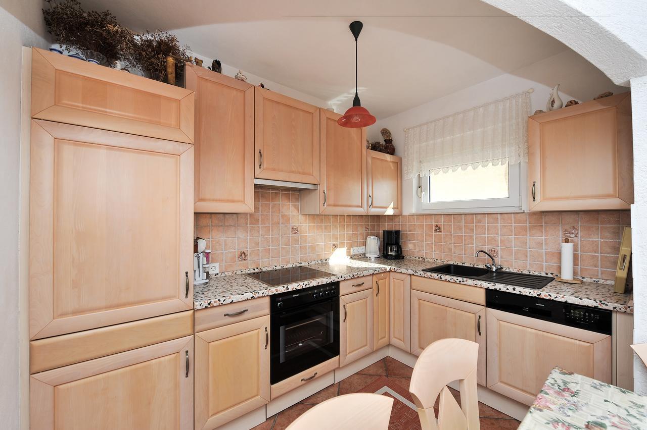 Apartment Bozena Nin Exteriör bild